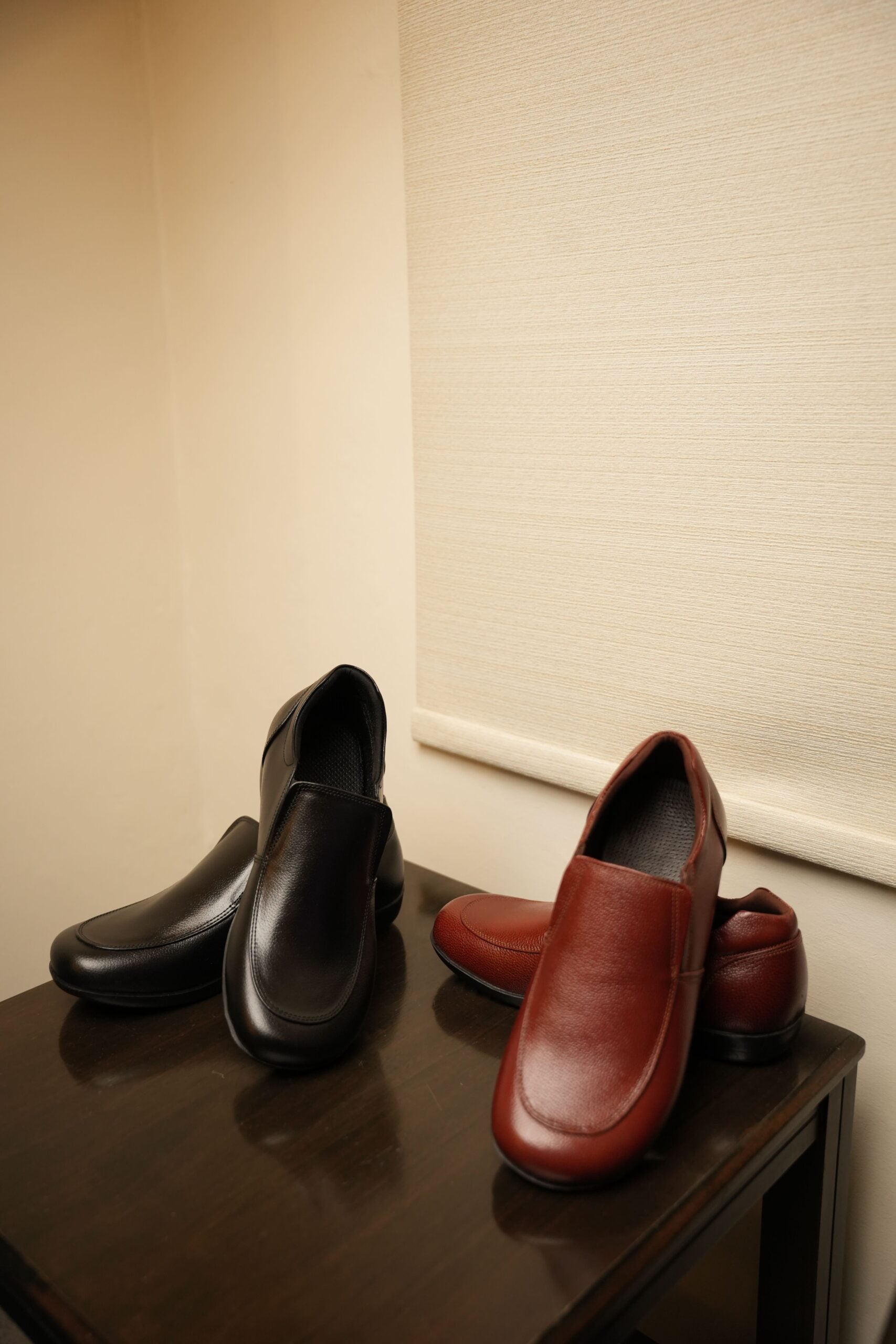 Stepwise Noble - Black