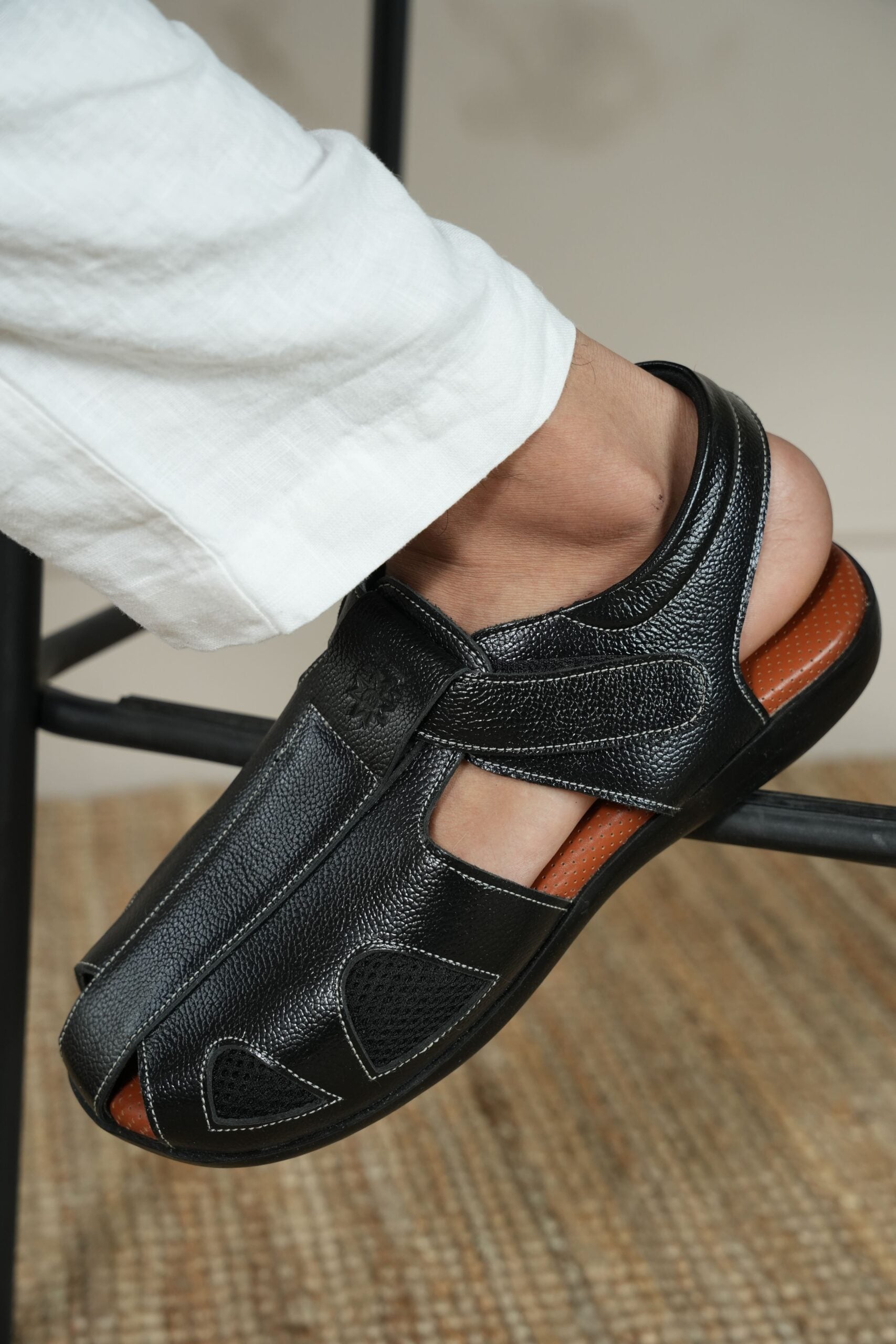 Stepwise Horizon - Black