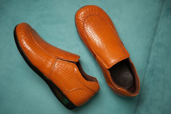 Designer Diabetic Shoe Crocodile Print - Tan - Image 3