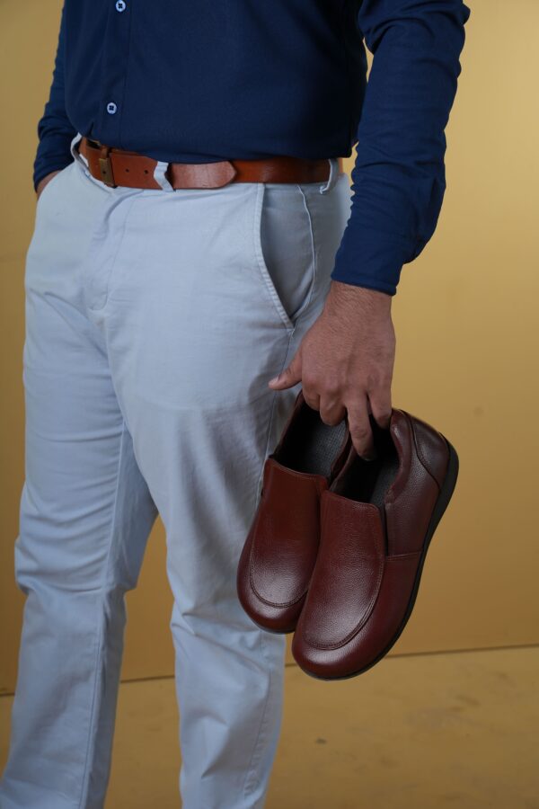 Precision Design: Men’s Specially Crafted Diabetic Cut Shoe- Brown - Image 3