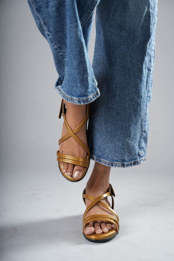 Stepwise Aurelia - Golden - Image 2